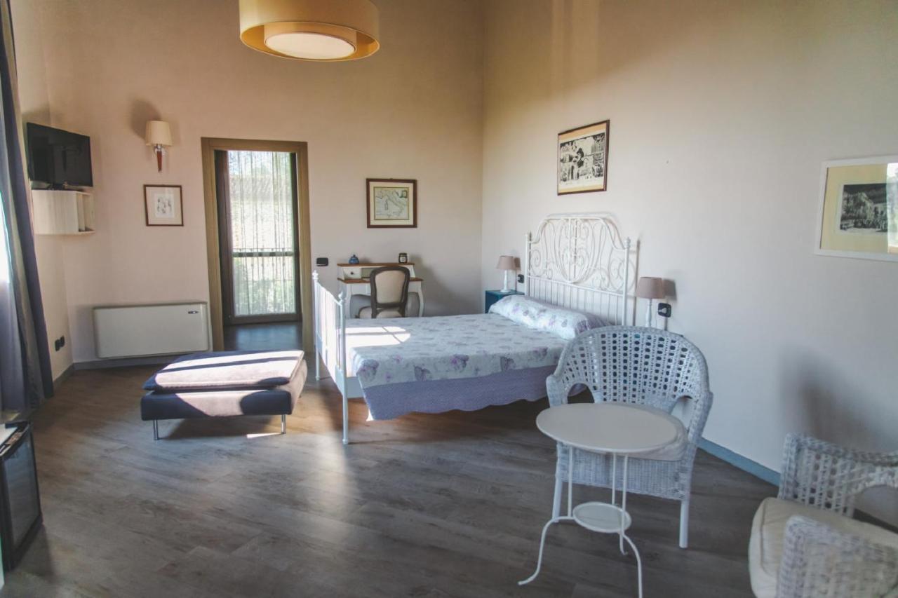 Agriturismo Bassanine Monticelli dʼOngina Zewnętrze zdjęcie