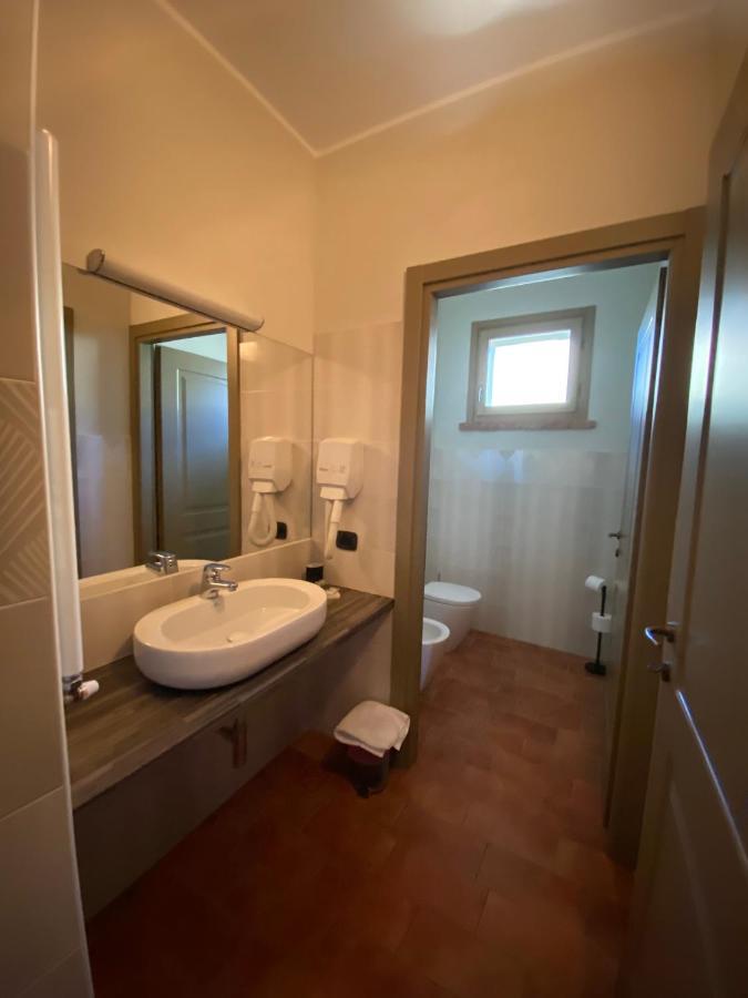 Agriturismo Bassanine Monticelli dʼOngina Zewnętrze zdjęcie