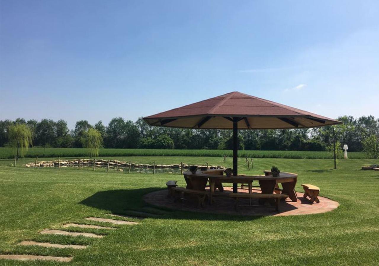 Agriturismo Bassanine Monticelli dʼOngina Zewnętrze zdjęcie